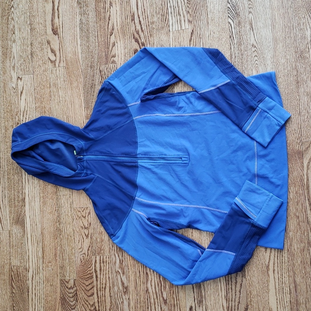 (8) Lululemon Athletica Color Block Wet Dry Warm Running Activewear Athletic Gym